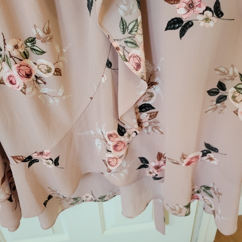 City Chic Plus Size Rose Play Floral Pink Dress XS 14 - Picture 6 of 13